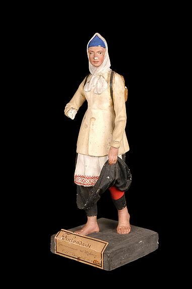 Statuette représentant une Finnoise de Viborg