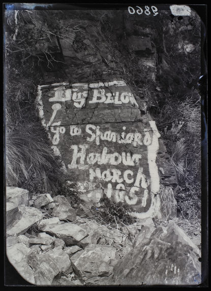 Anse Banner, île Picton ; inscription d'Allen Gardiner