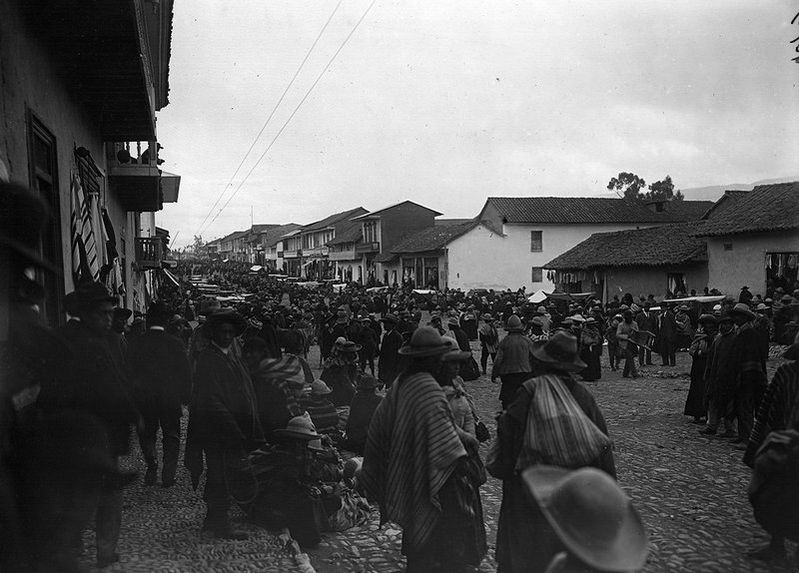 La grand'rue le jour du marché