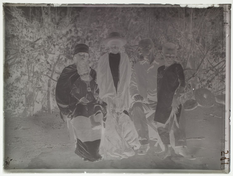 Femme abyssine et ses enfants métis