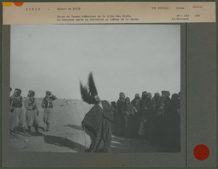 Danse de femmes bédouines de la tribu des Sleib