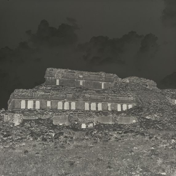 Ruines de Sayil, Grand palais, face sud