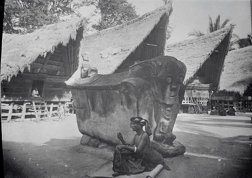Sans titre [tombeau d'un Kampong Samosier près du lac Toba]