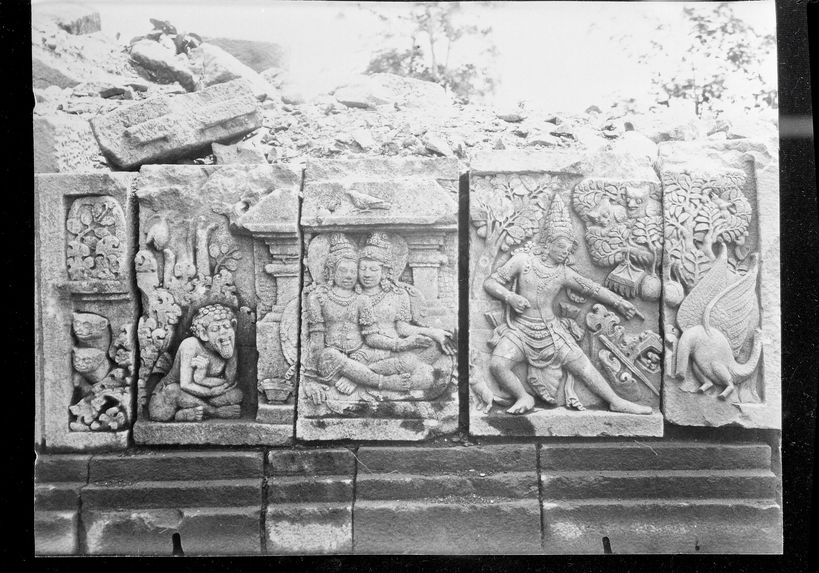 Décoration de la galerie supérieure du temple de Siva