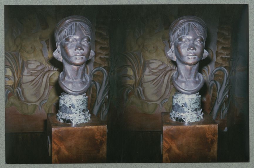 Sans titre [sculpture représentant une tête féminine. Musée national des arts d'Afrique et d'Océanie]
