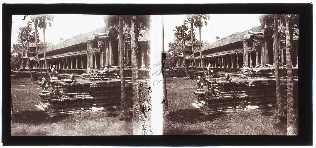 Angkor Vat - Dans la cour de la 3ème enceinte