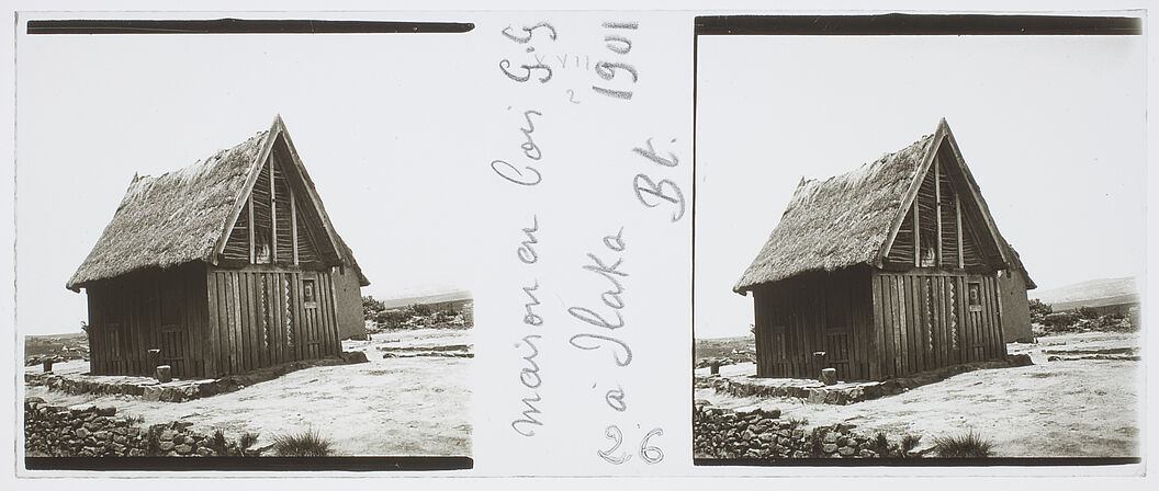 Maison en bois à Ilaka