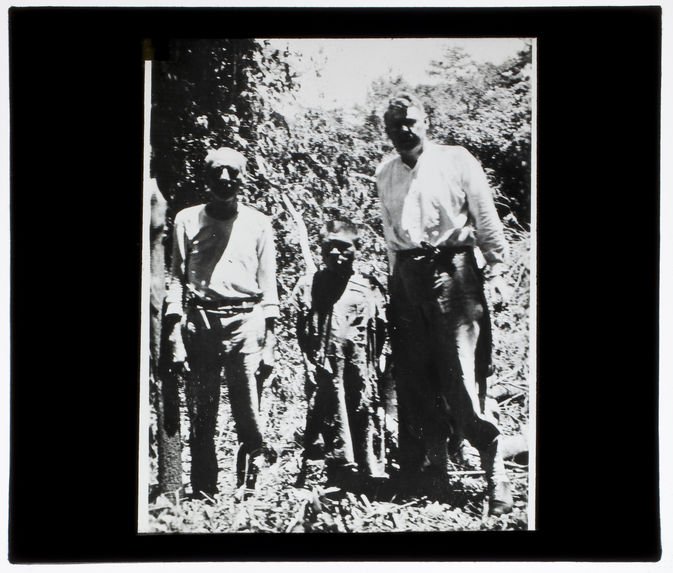 Un indien Maraka avec M. Bolinder