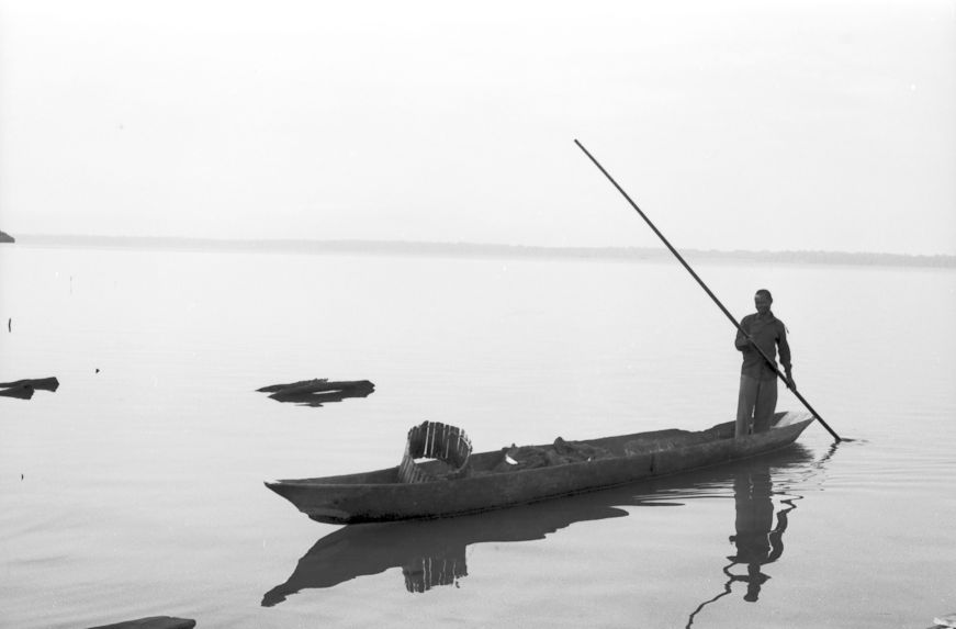 Sans titre [bande film de six vues : scènes de pêche]