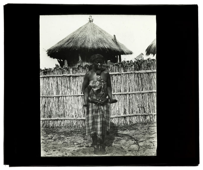 Type de femme Bunda, rive gauche de la Luanginga vers confluent Mosuma