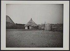 Village près de Tibati