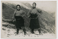 Deux Tibétains sur le col d'Halo