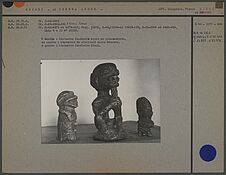 Statuettes en pierre Kissi et Scherbro