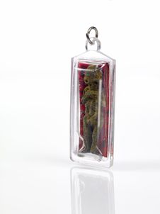 Amulette: kuman thong