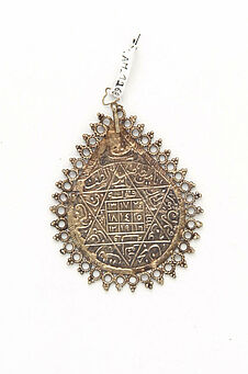 Amulette pendentif