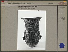 Urne funéraire en céramique à décor peint