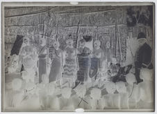 Sans titre [concours de beauté à Tsiombé, en 1901, extrême-sud de Madagascar. A…