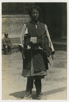 Costume de fête tibétain du Haut Mékong