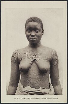 Jeune femme Gbéta