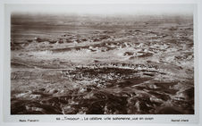 La célèbre ville saharienne, vue en avion-Tindouf
