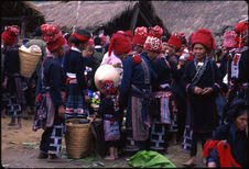 Marché du dimanche à Muong Hum