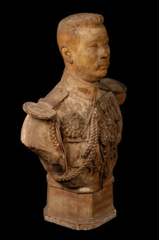 Sisowath Manivong en costume européen - Mort en 1941