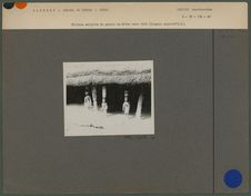 Piliers sculptés du palais de Kétou vers 1914