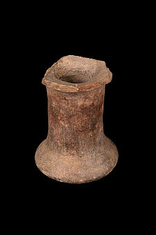Vase (fragment de pied)
