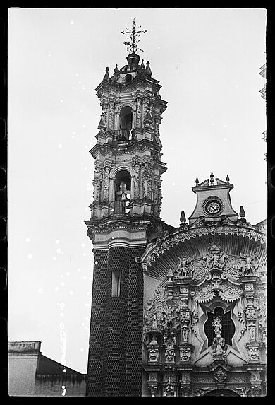 Sans titre [bande film de quatre vues concernant l'église d'Ocotlán]