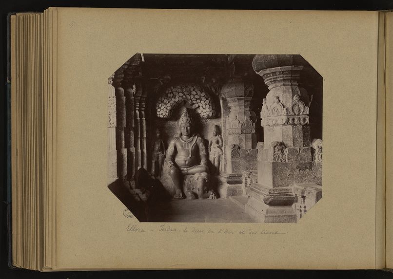 Ellora, Indra, le dieu de l'air et des cieux