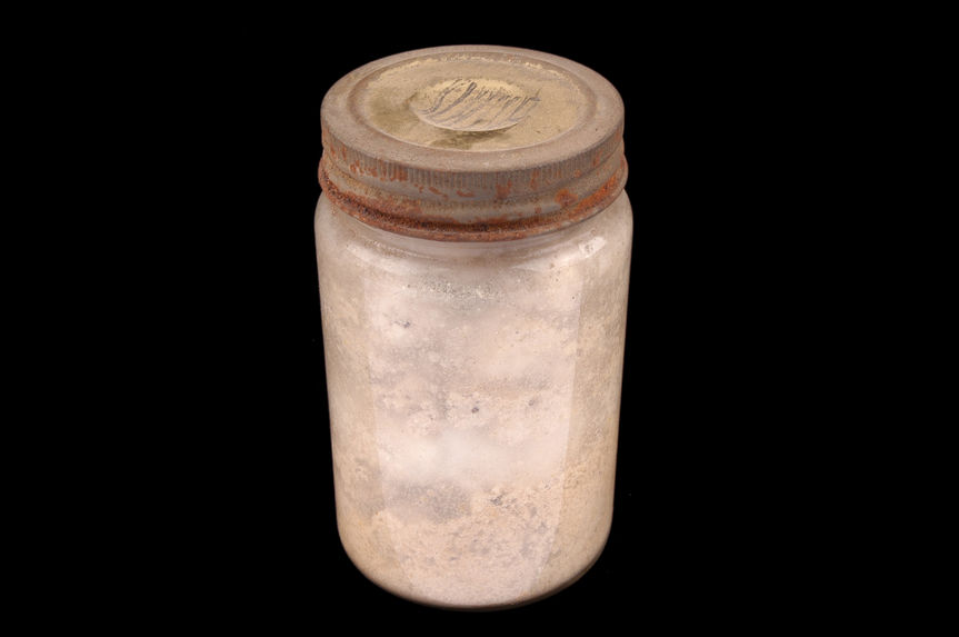 Boîte contenant du sel