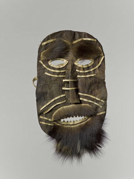 Masque représentant une tête d'homme