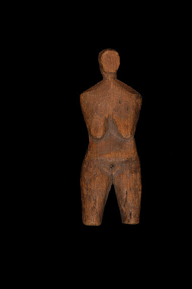 Figurine représentant une femme