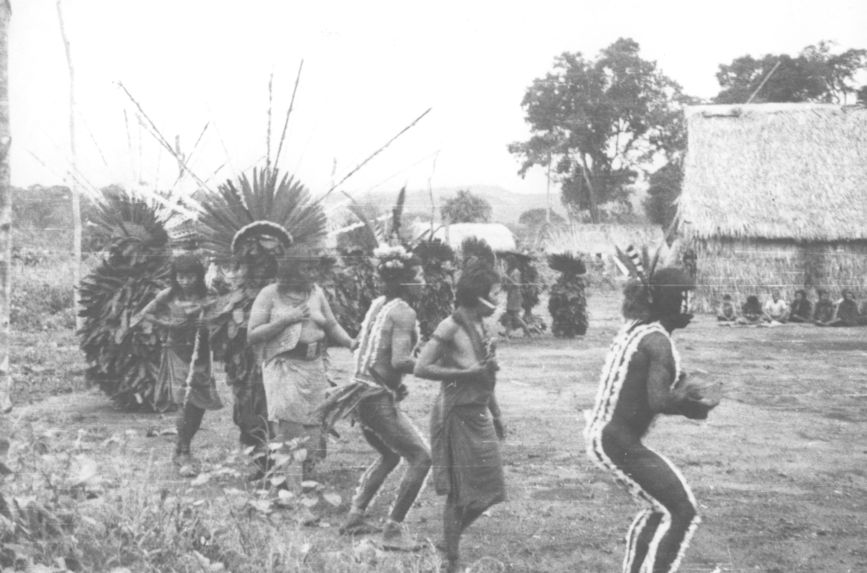 Danse du clan Ewaguddu