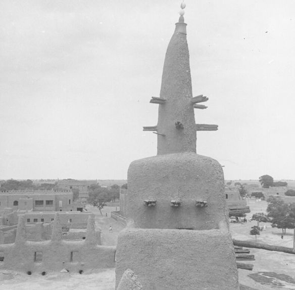 Un minaret de la mosquée de Djenné
