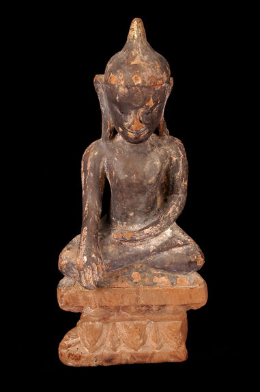 Bouddha vaiqueur de Mara (&quot;Maravijaya&quot;)