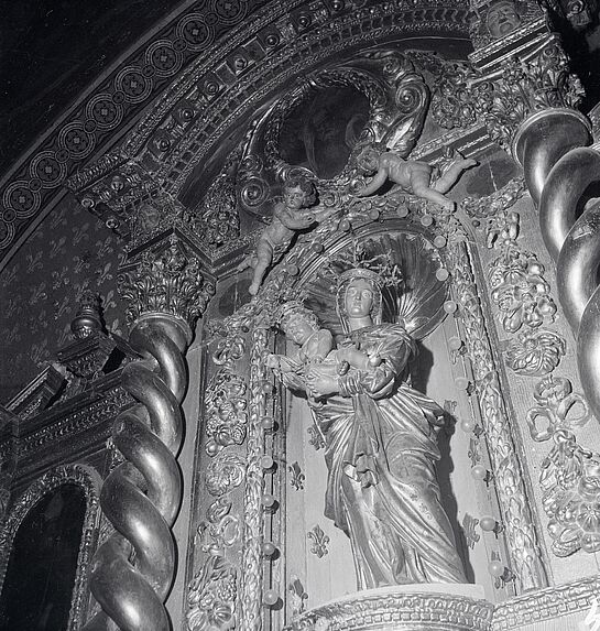 Sans titre [Vierge à l'Enfant de la Chapelle Notre-Dame du Bon Remède, abbaye Saint-Michel de Frigolet]