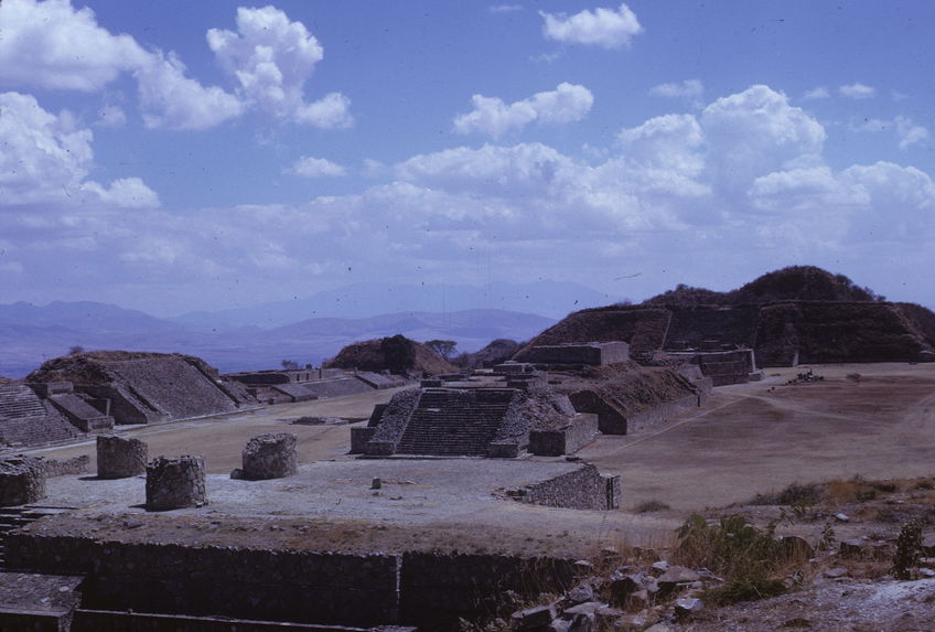 Monte Alban 2