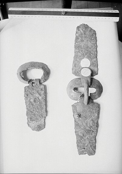 Boucles de ceintures provenant de Clairvaux (musée de Besançon)