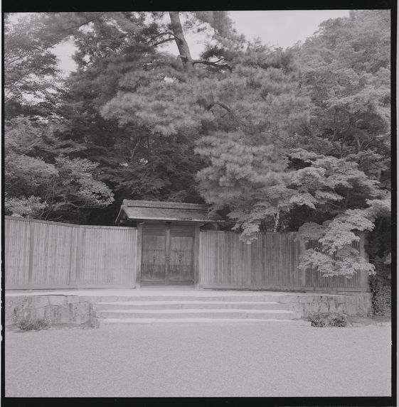 Kyoto 2 [porte d'un parc]
