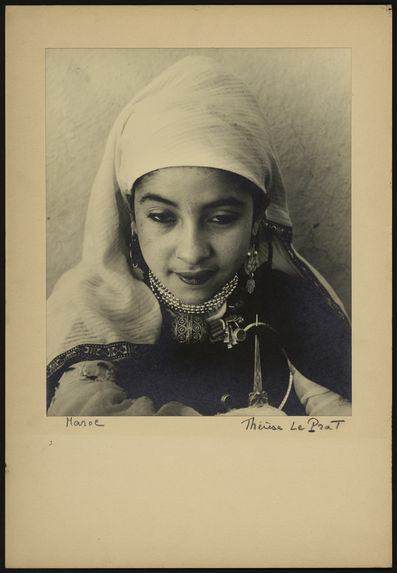 Maroc [Portrait d'une jeune fille]