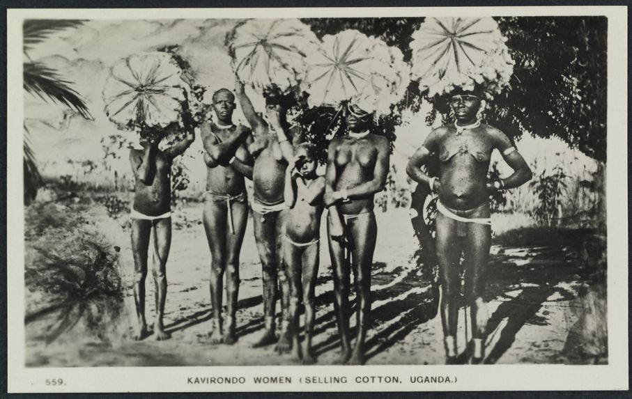 Kavirondo women (selling cotton, Uganda)