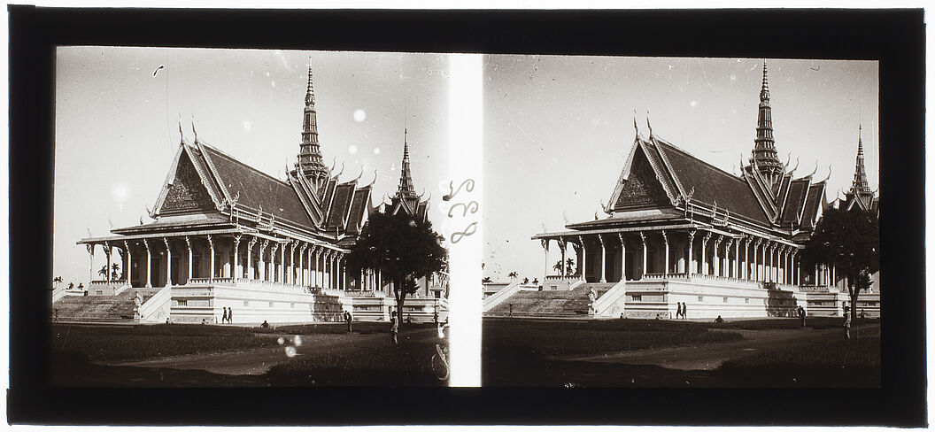 Phnom Penh : Salle du trône (vue d'ensemble)
