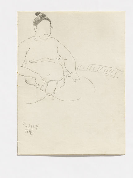 Sumo wresler, sitting on the ring [lutteur Sumo assis sur le ring]