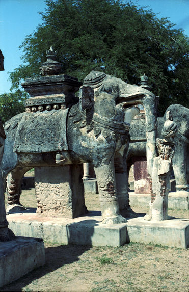 Travail de potier [statuettes]