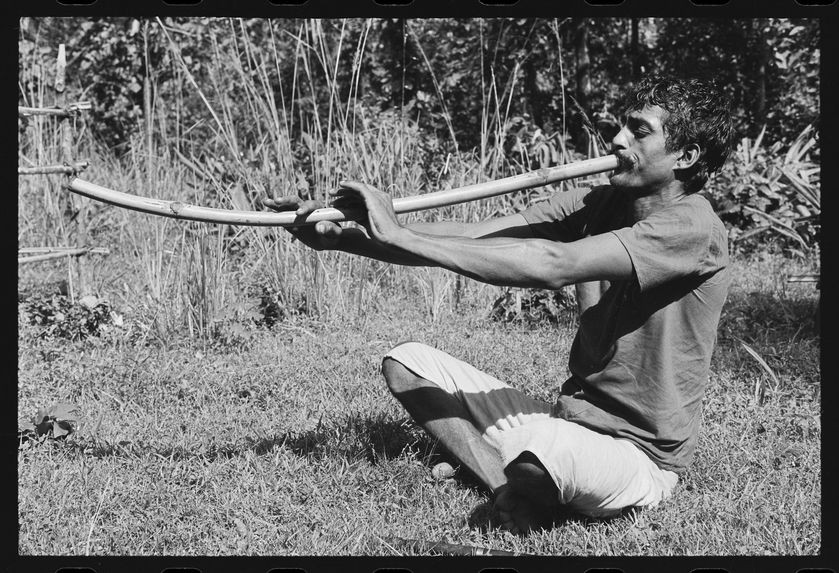 Sans titre [bande film de six vues concernant un musicien]