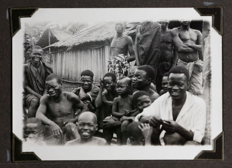 Sans titre [album de photographies sur le Congo français de 1910 à 1933]