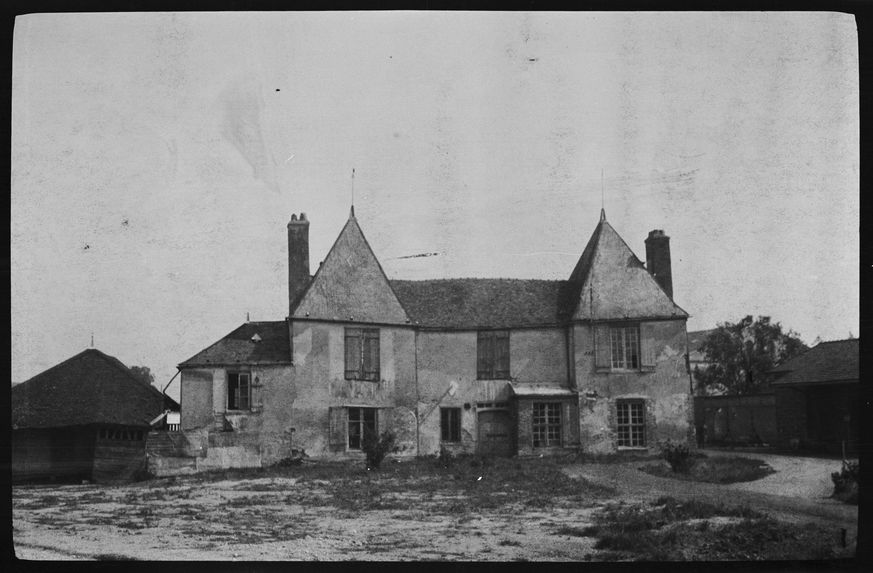 Troyes [des bâtiments]