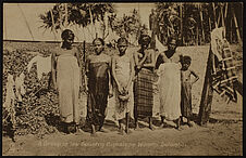 A group of low country sinhalese women