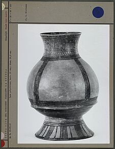 Vase polychrome